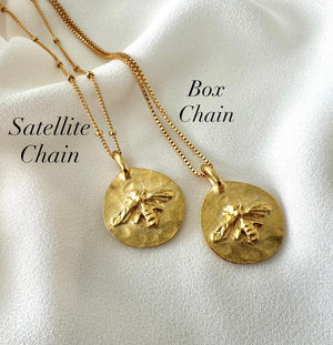 Gold Honey Bee Pendant Necklace - Gold Filled Chain - Figaro Box Paperclip Sunburst