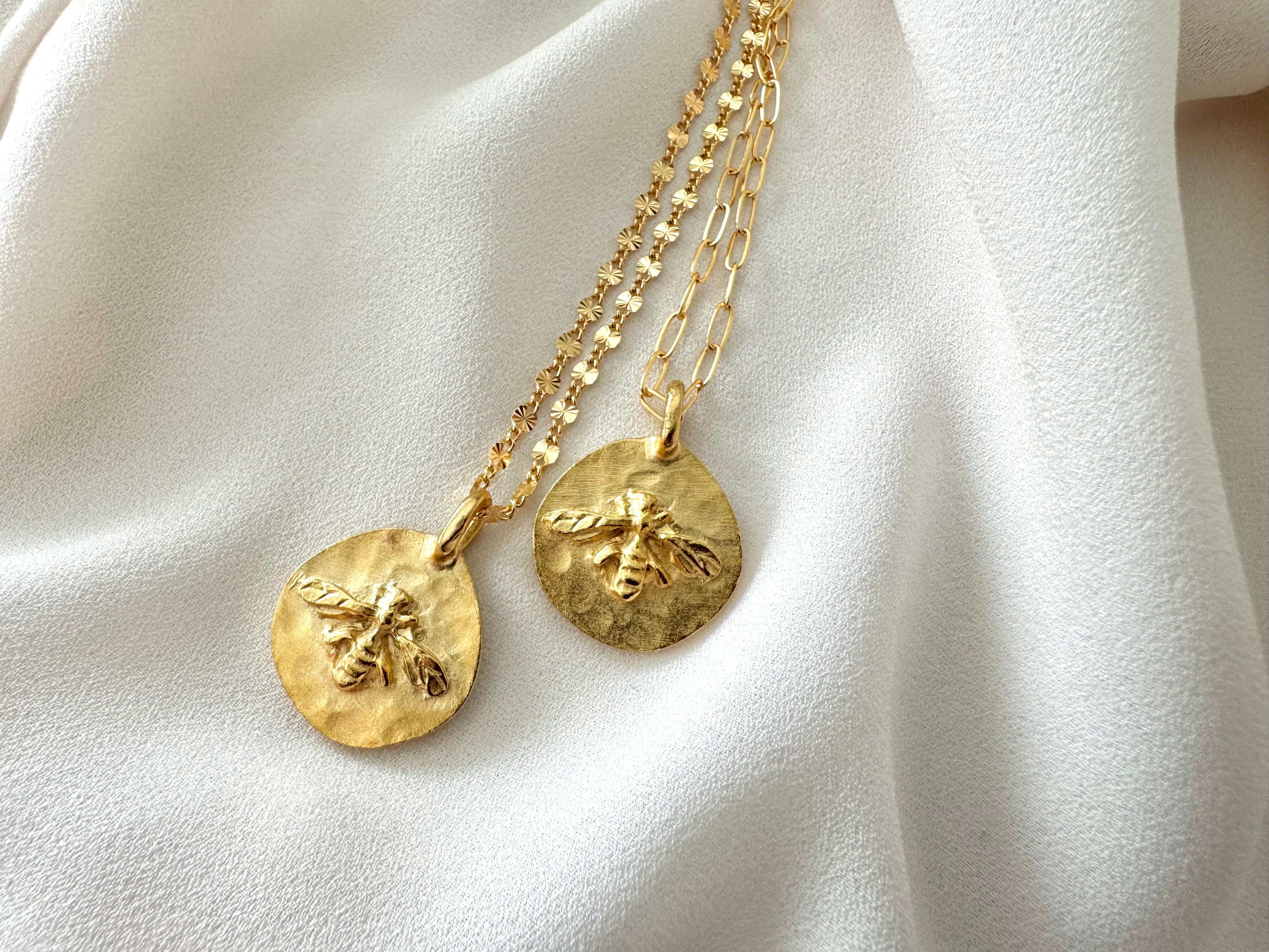 Gold Honey Bee Pendant Necklace - Gold Filled Chain - Figaro Box Paperclip Sunburst