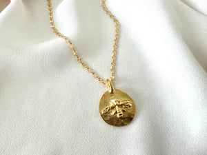 Gold Honey Bee Pendant Necklace - Gold Filled Chain - Figaro Box Paperclip Sunburst