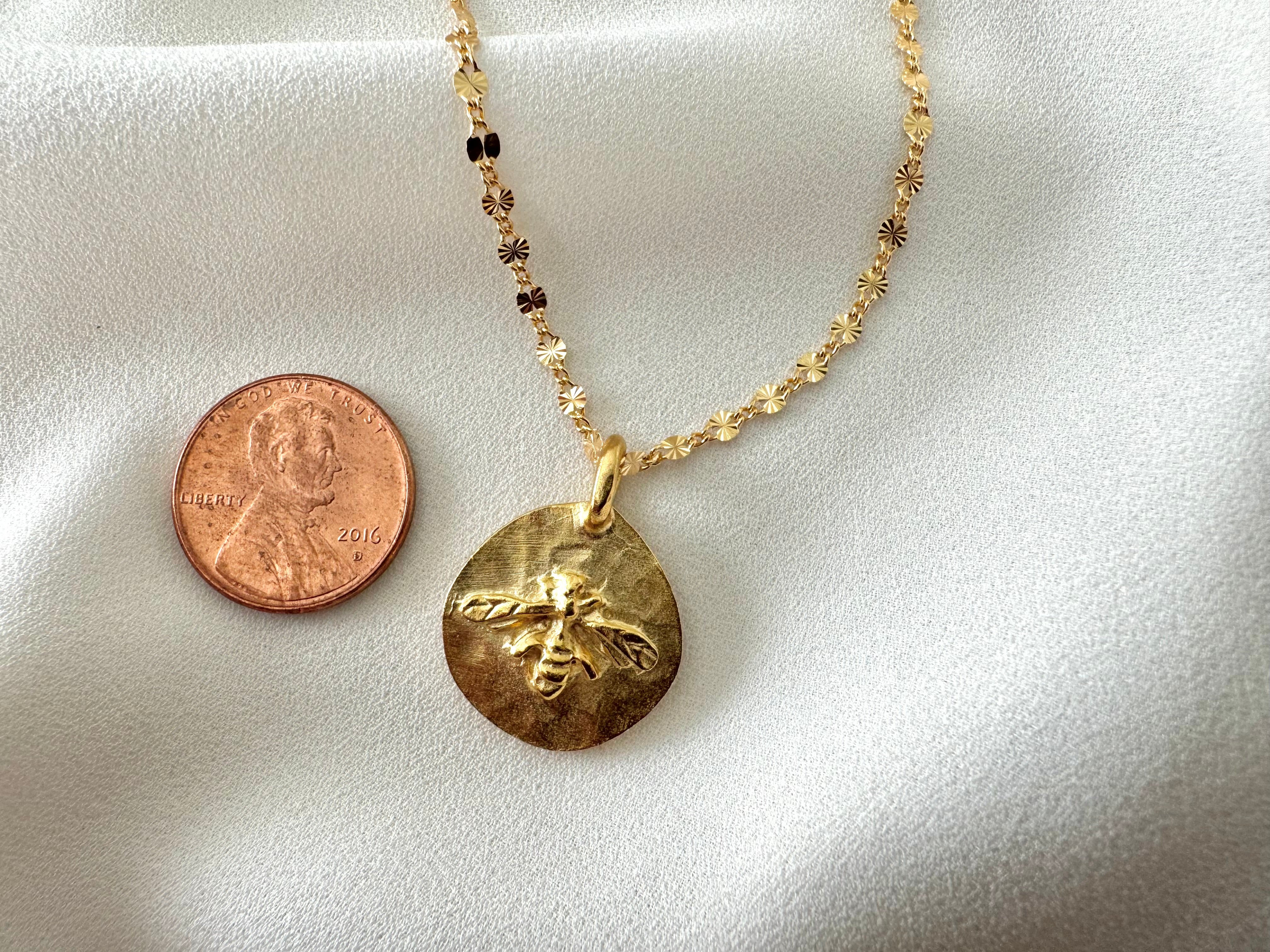 Gold Honey Bee Pendant Necklace - Gold Filled Chain - Figaro Box Paperclip Sunburst