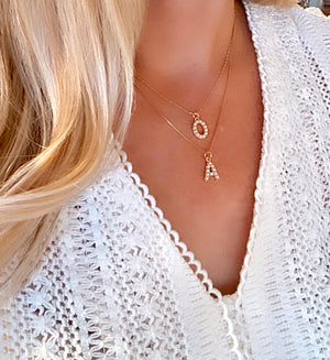 Dainty Pearl Letter Necklace Girlfriend Gift Customizable Jewelry Christmas Gifts Pearl Initial Charm Necklace Gold Filled Chains for Women