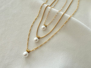 Dainty Gold Filled Modern Pearl Pendant Necklace - June Birthstone - Figaro Box Chain