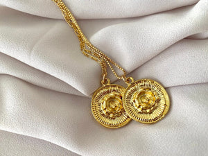 Gold 3D Rose Flower Medallion Necklace - Gold Filled Paperclip Box Figaro Chain