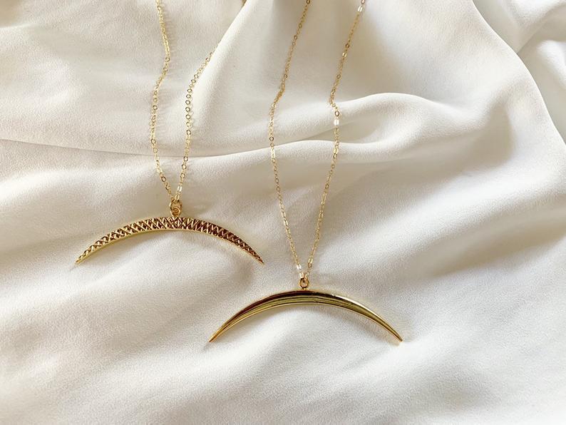Wide Crescent Arch Pendant Necklace - Gold