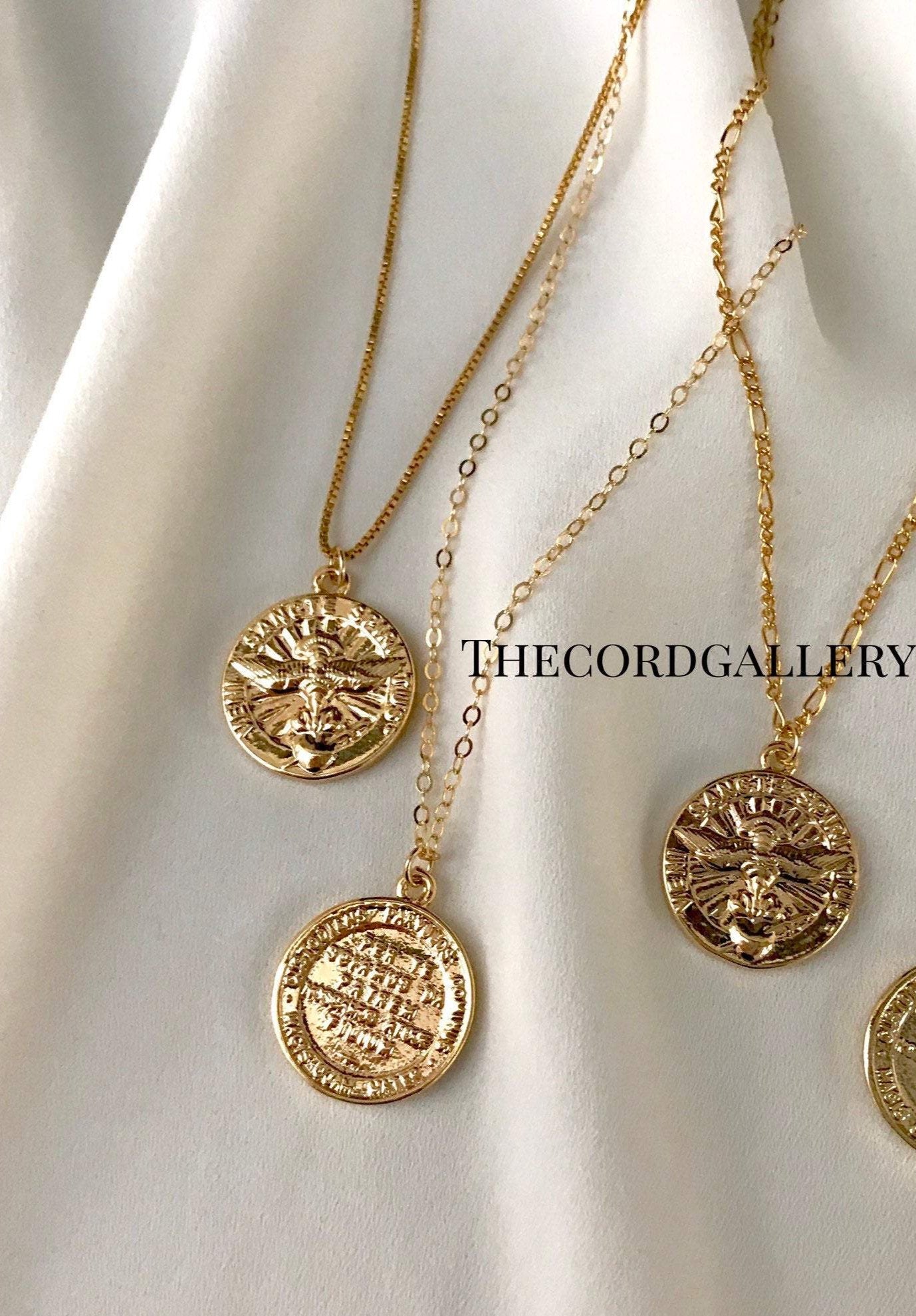 Gold Sacred Heart Medallion Necklace - Gold Filled