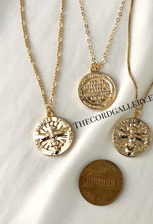Gold Sacred Heart Medallion Necklace - Gold Filled