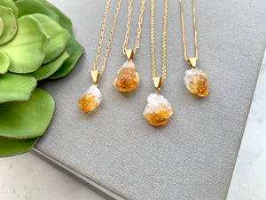 Raw Ombre Citrine Pendant Necklace - Gold