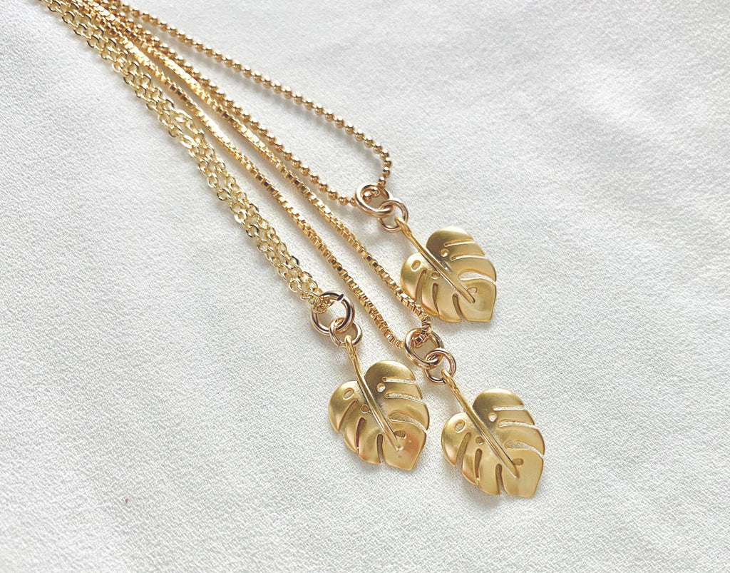 Dainty Monstera Leaf Pendant Necklace