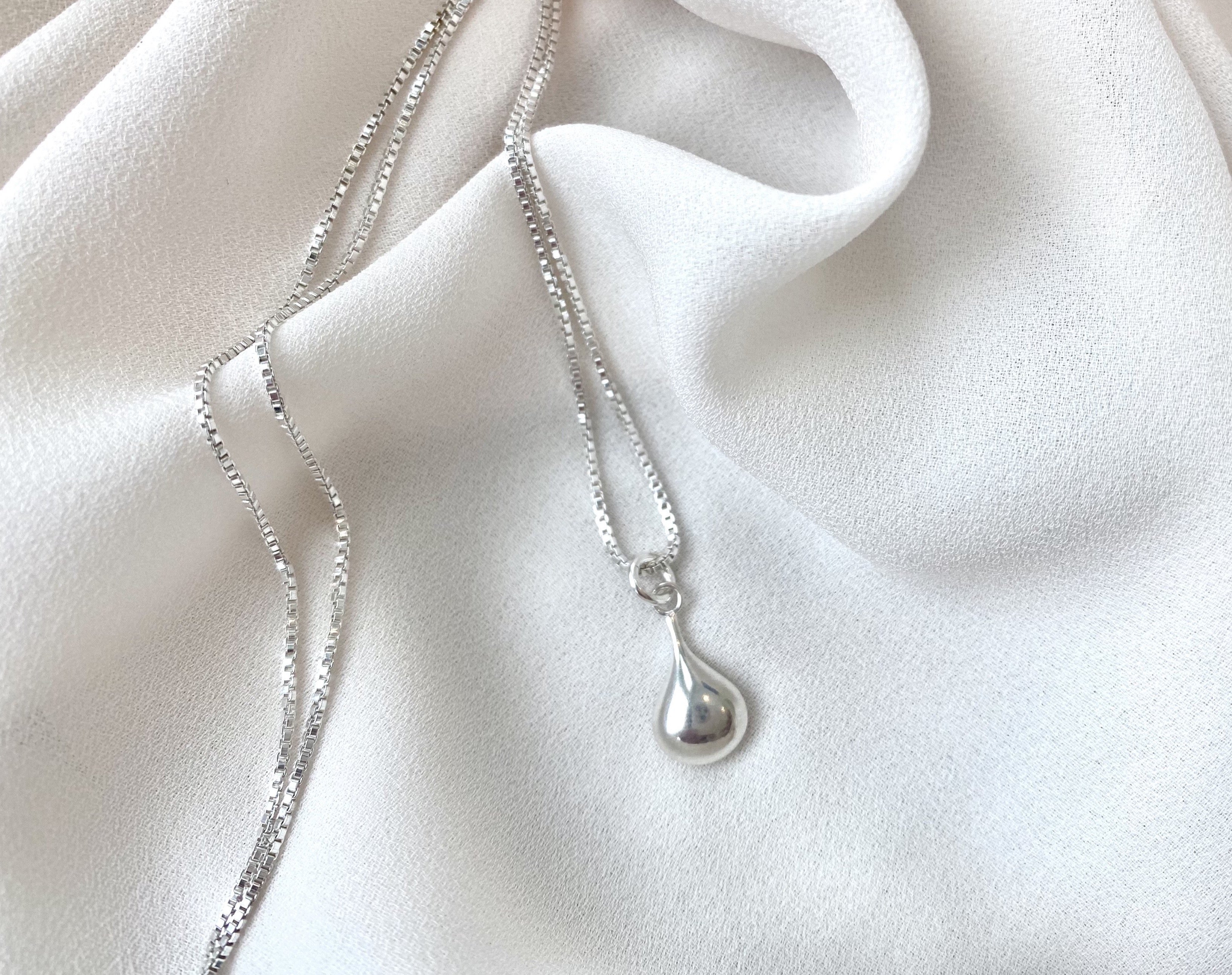 Minimalist Sterling Silver Teardrop Necklace