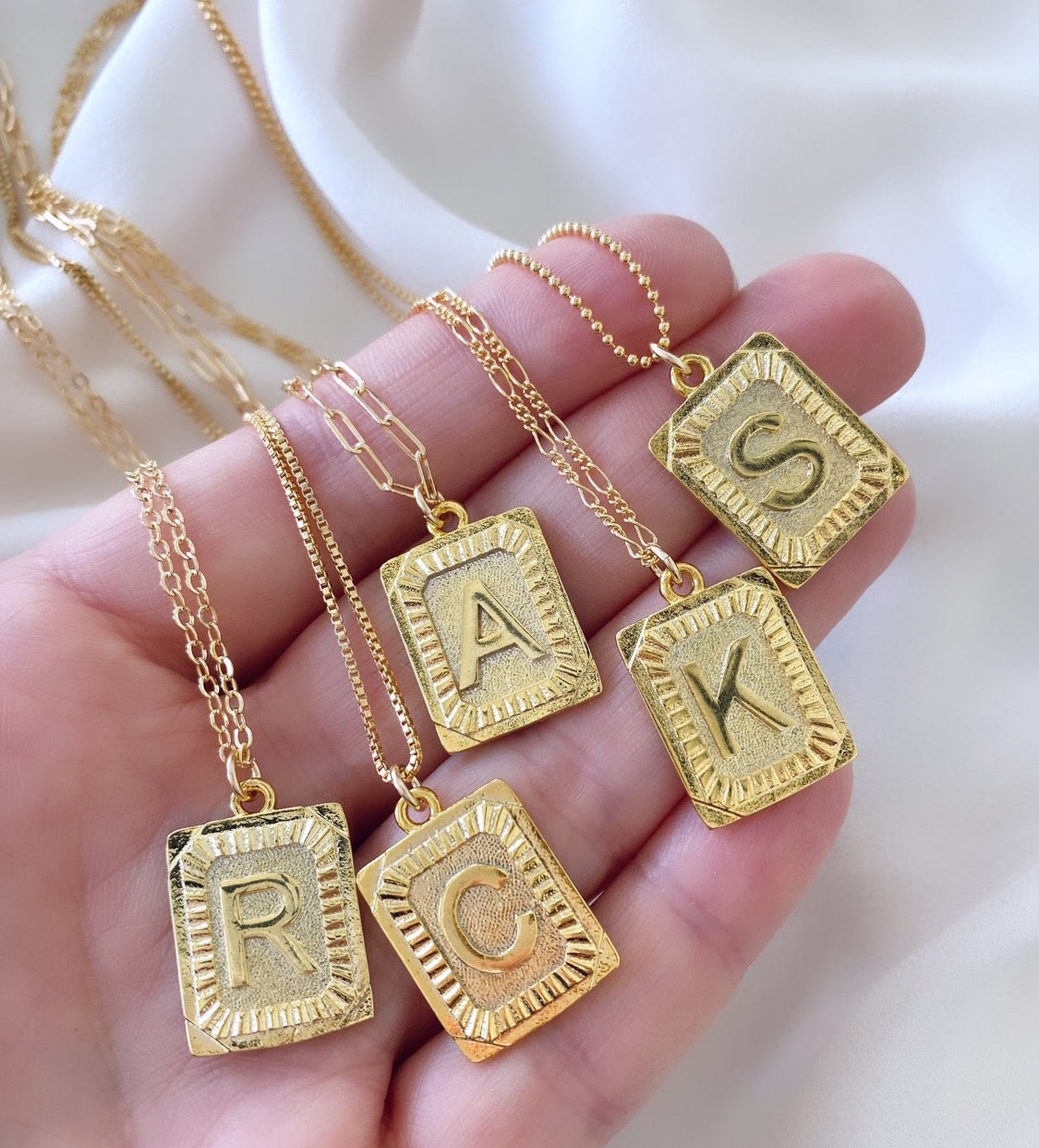 14k Gold Filled Personalized Initial Charm Initial Pendant, Letter